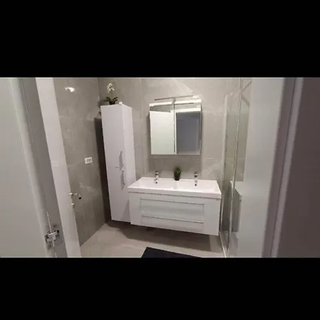 Apartamento 2 70m2 *