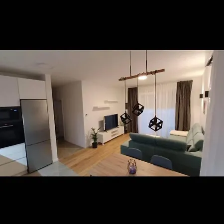 2 70m2 * Jajce